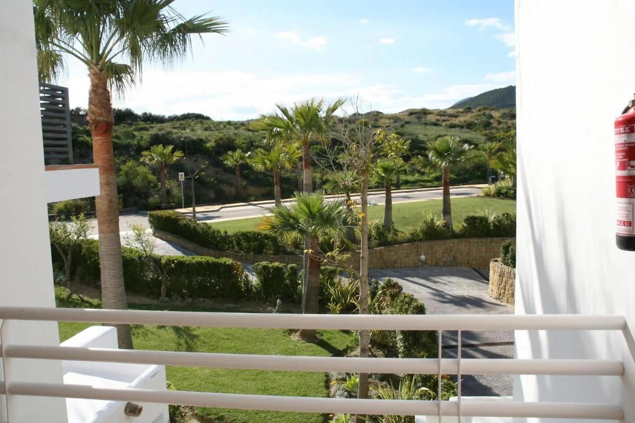 2152-Modern Apt With Private Beach إِستيبونا 0*,