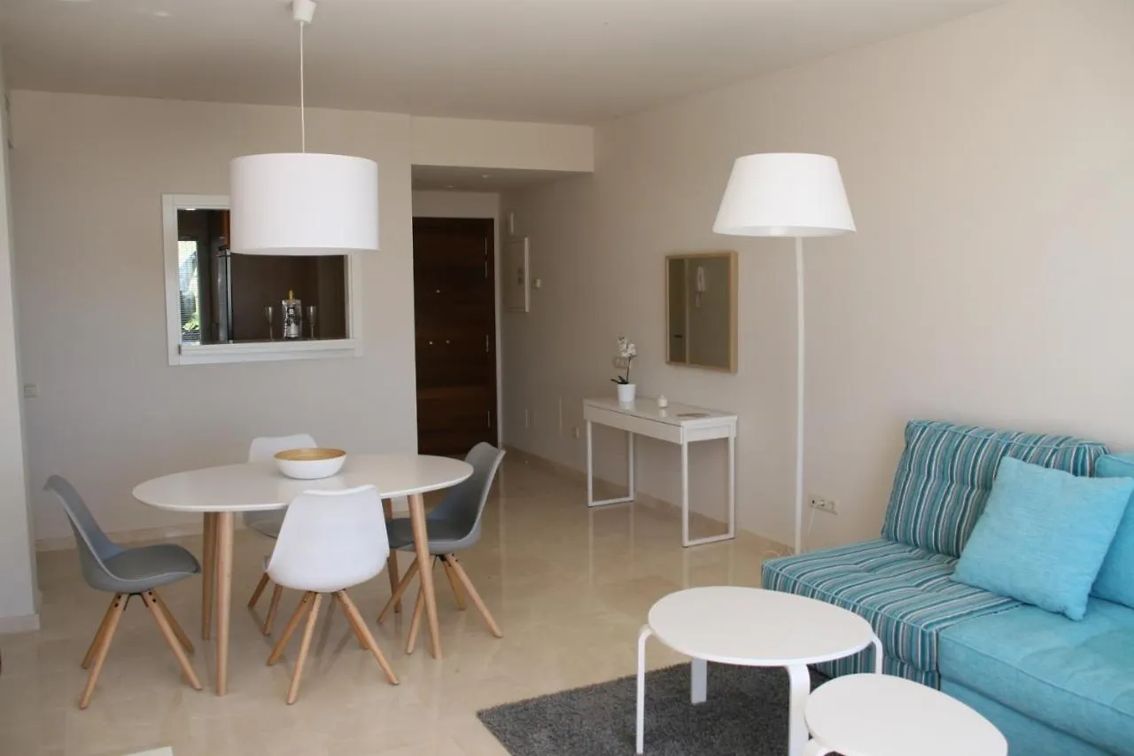 2152-Modern Apt With Private Beach Estepona