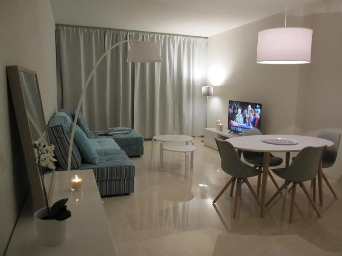 2152-Modern Apt With Private Beach Estepona Apartment