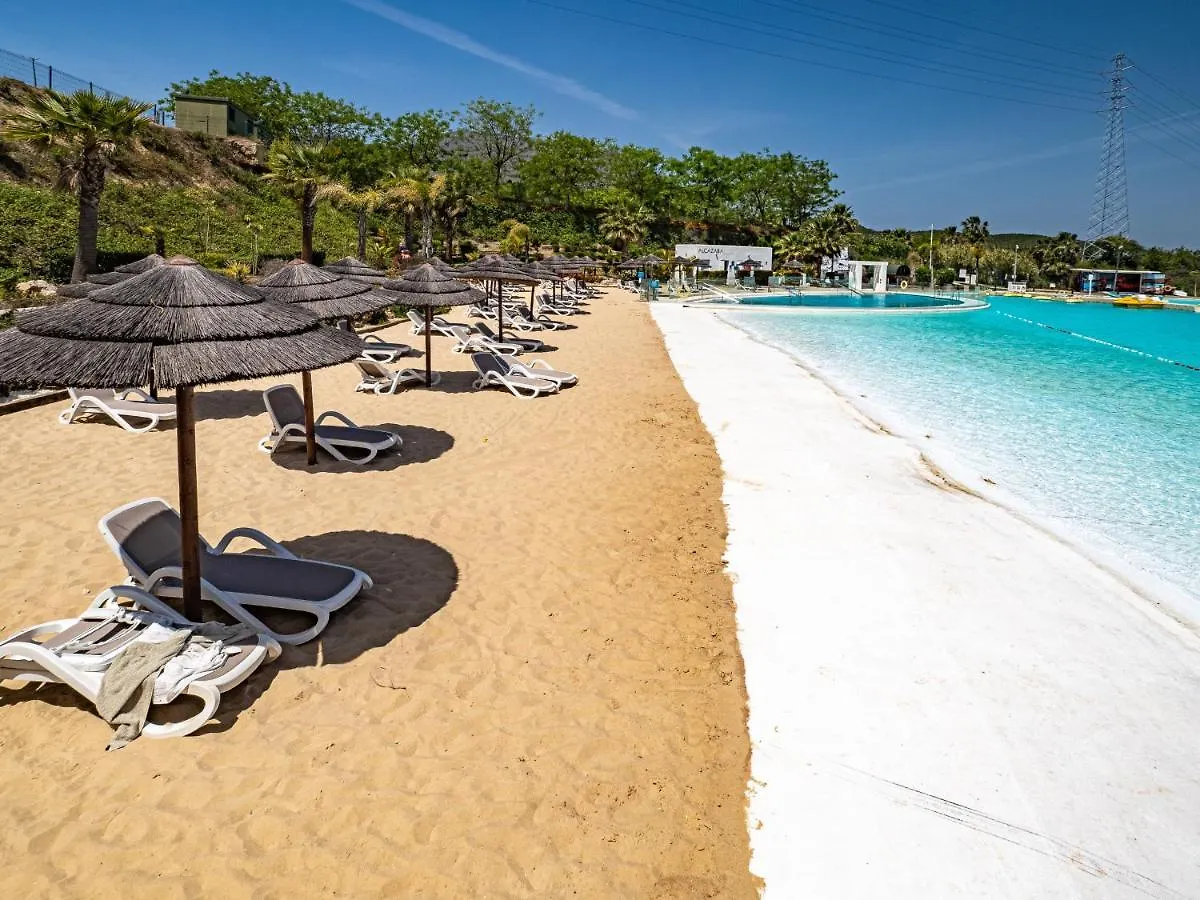 2152-Modern Apt With Private Beach إِستيبونا